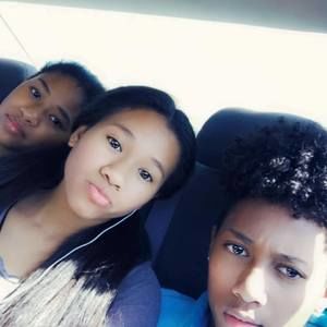 Meet your Posher, Sandy